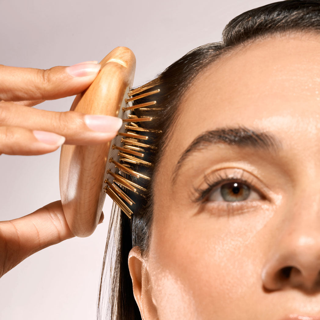 Gua Sha Hair & Scalp Brush: Love Heart Wooden Edition – Snow Fox