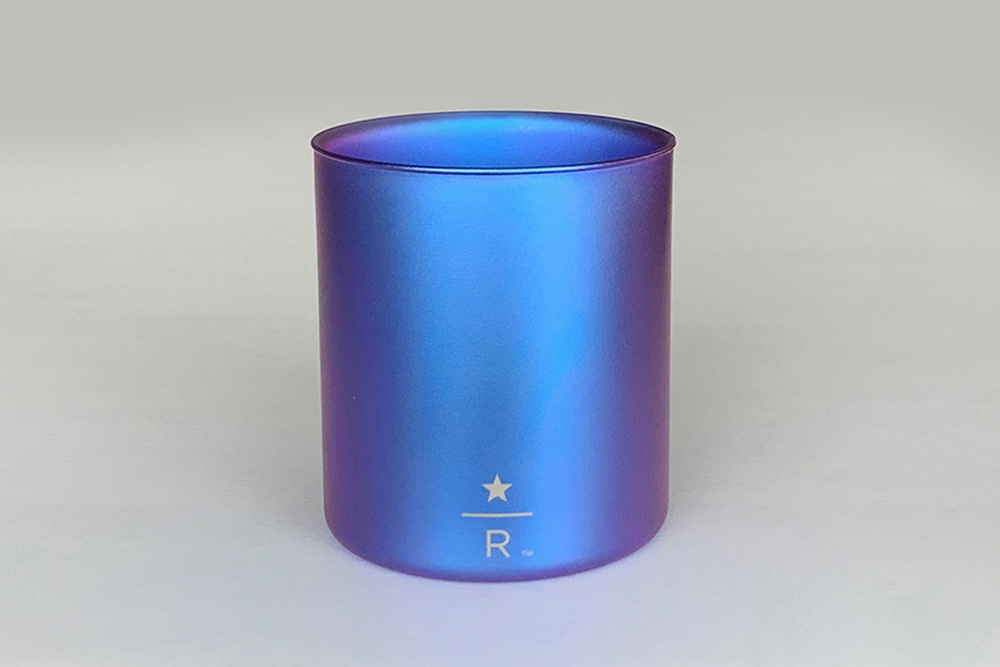 スターバックス リザーブ® ロースタリー 東京×Snow Peak 初の