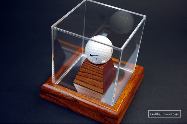 ゴルフボールケース木製・記念ゴルフボールコレクションケース