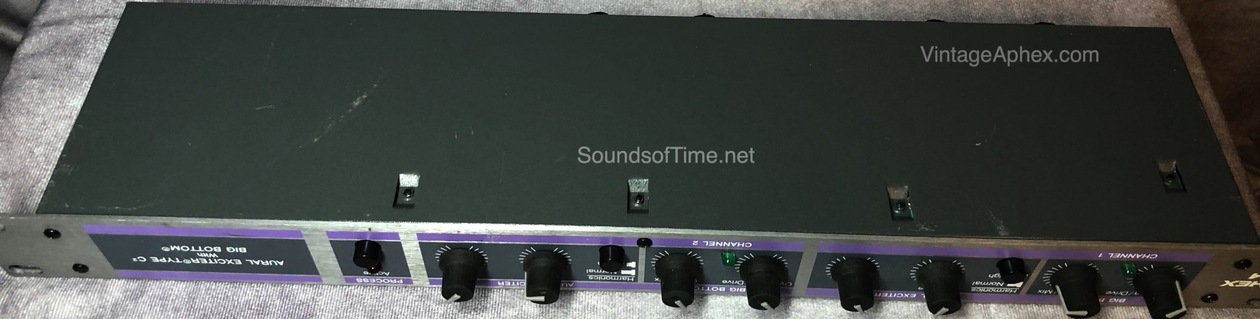 Aphex Aural Exciter Type C2 with Big Bottom Model 104 (Version 2