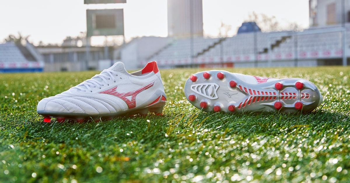 Mixuno Drop 'Charge Pack' Morelia Neo IV Beta - SoccerBible