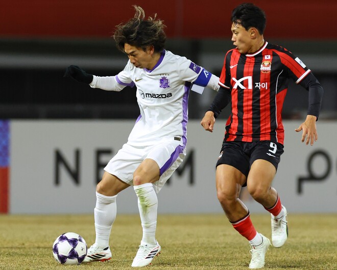 前半で0－2「ボコボコにされてる」不調の広島に韓国ファンもとまどい