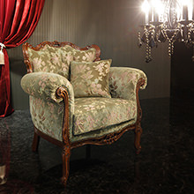 イタリアの伝統が薫るラグジュアリーな空間に 金華山ソファ 1人掛けの