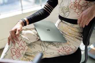 Surface Laptop 5 15インチ ブラック [Windows 11 Home/Core i7/メモリ