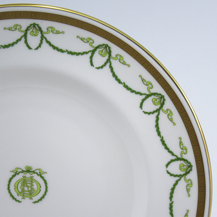 ロイヤルクラウンダービー タイタニック・モノグラム プレート21.5cm