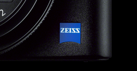 RX100VI(DSC-RX100M6) 特長 : 高倍率ズームと高画質性能 | デジタル