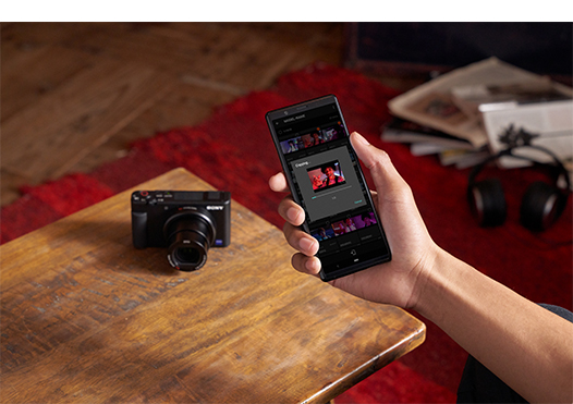 VLOGCAM ZV-1 特長 : SNS投稿に適したスマホ連携/WEBカメラ対応