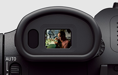 FDR-AX700 特長 : 高い操作性と信頼性 | デジタルビデオカメラ