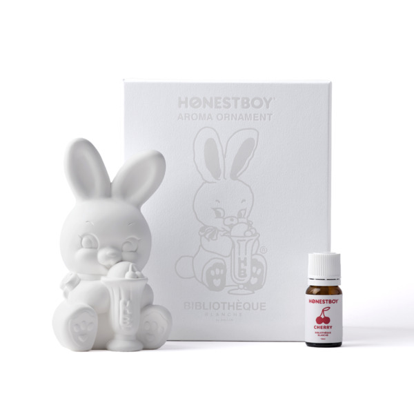 HONESTBOY x BALLON x SECRETBASE AROMA ORNAMENT | STUDIO SEVEN