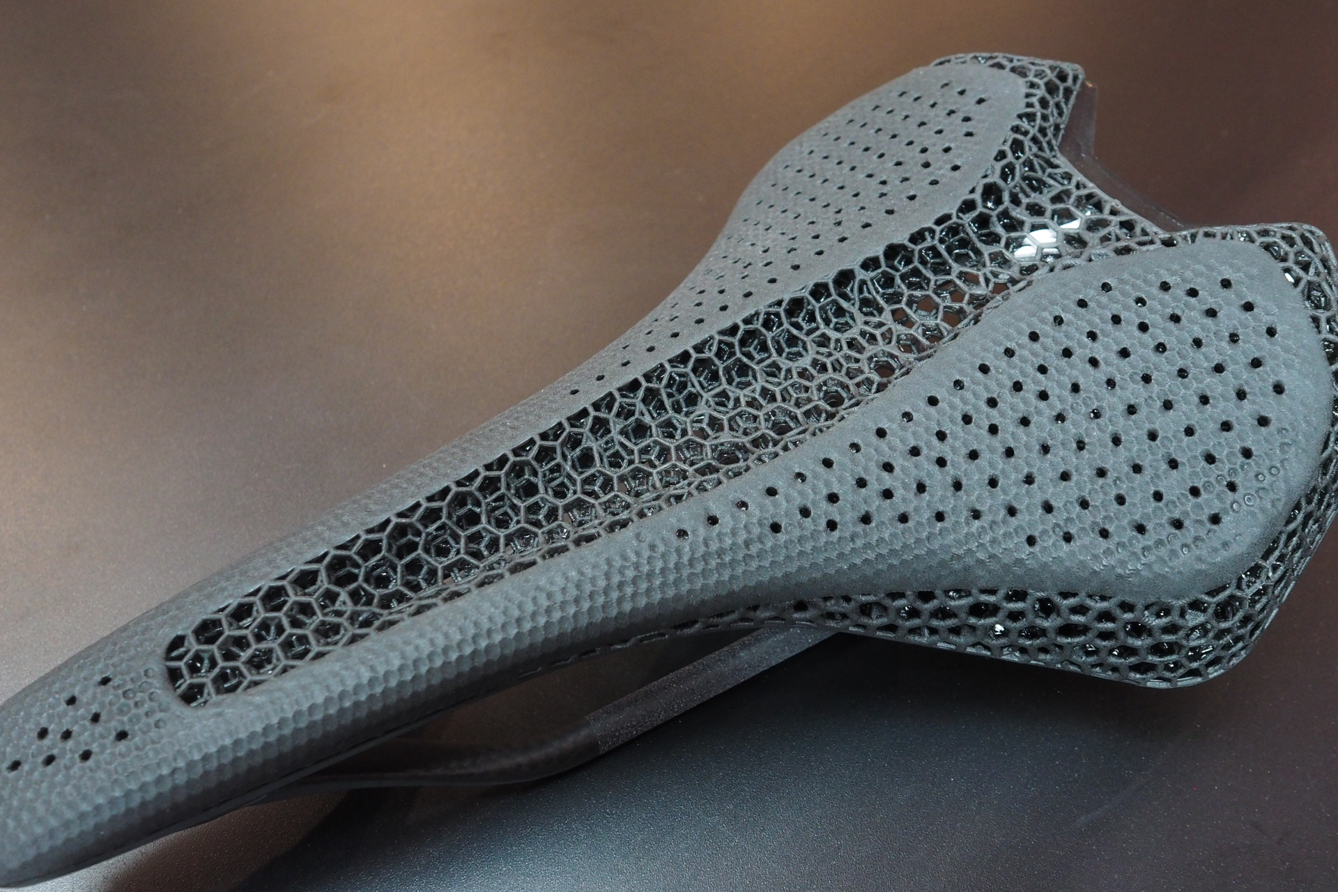 スペシャライズドストア先行発売「S-WORKS ROMIN EVO with Mirror」が