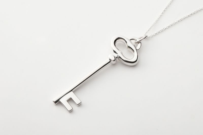 TIFFANY&Co[ティファニー] ヴィンテージ オーバル キー ペンダント