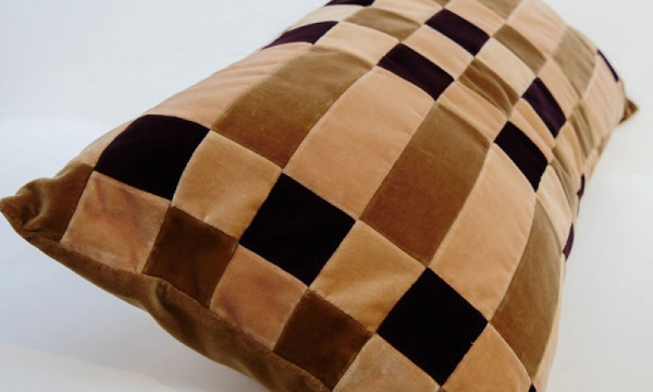 ベルベットクッション ネリー 40×60cm / キャメル×オーバジーン 【在庫