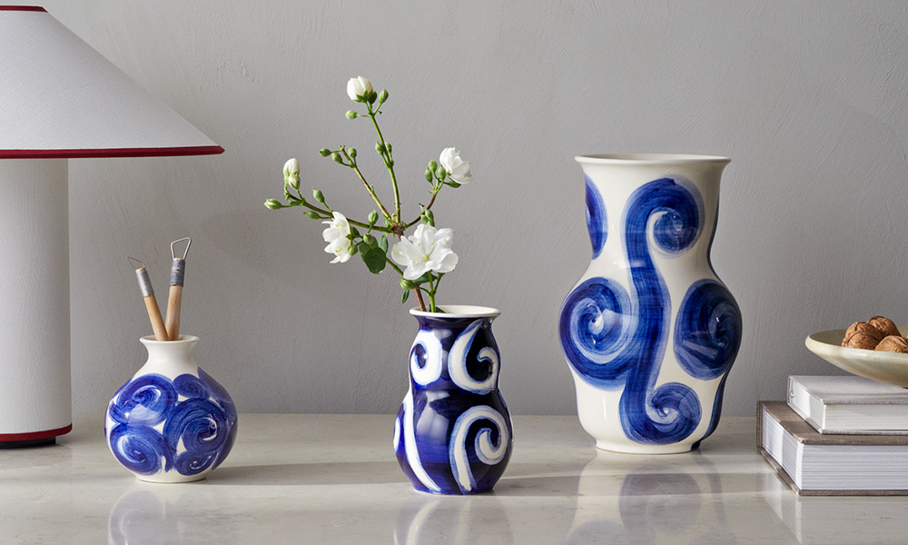 KAHLER（ケーラー）の新作フラワーベース「Tulle Vase」 -