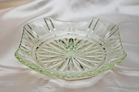 古式 角皿 | 薩摩切子のことなら薩摩びーどろ工芸