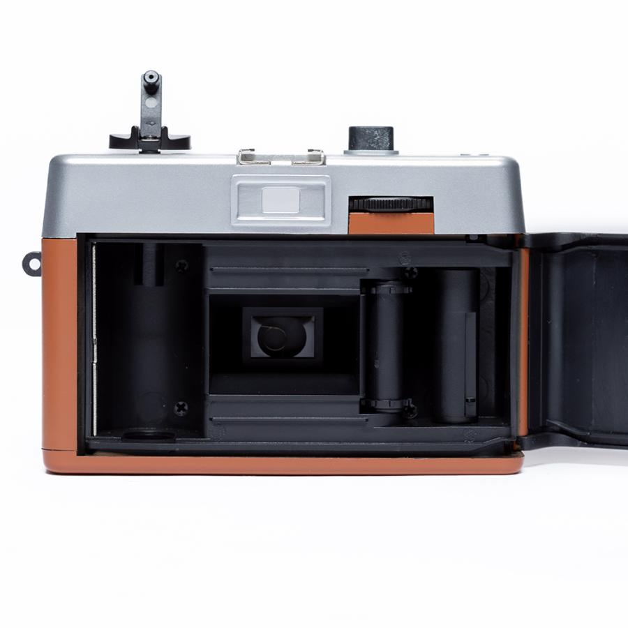 H-135 BC ブラウン/シルバー｜Holga（ホルガ）クラシックでカラフルな