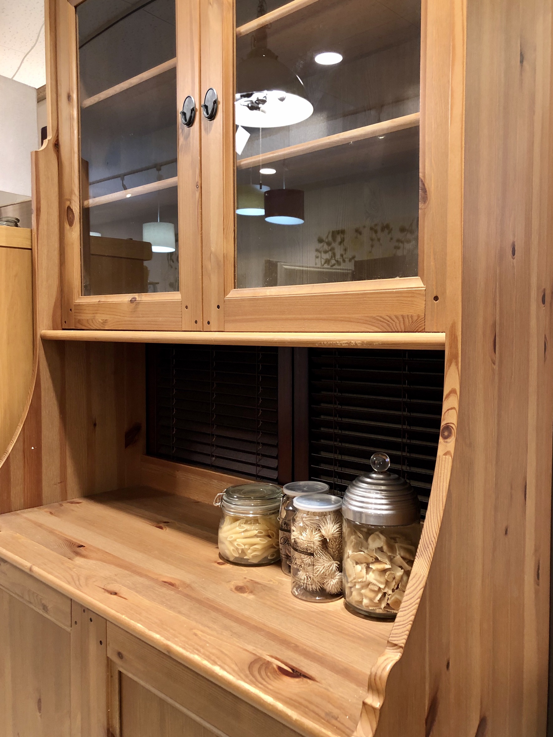 IKEA / イケア LEKSVIKシリーズ 食器棚 カップボード トップ