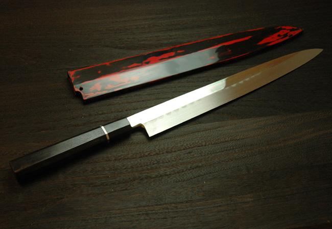 柳刃包丁 本焼 尺1 赤うるし鞘 【包丁の＠堺英】