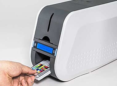 カードプリンター | 社員証、学生証、診察券 | 高品質・低価格のカード