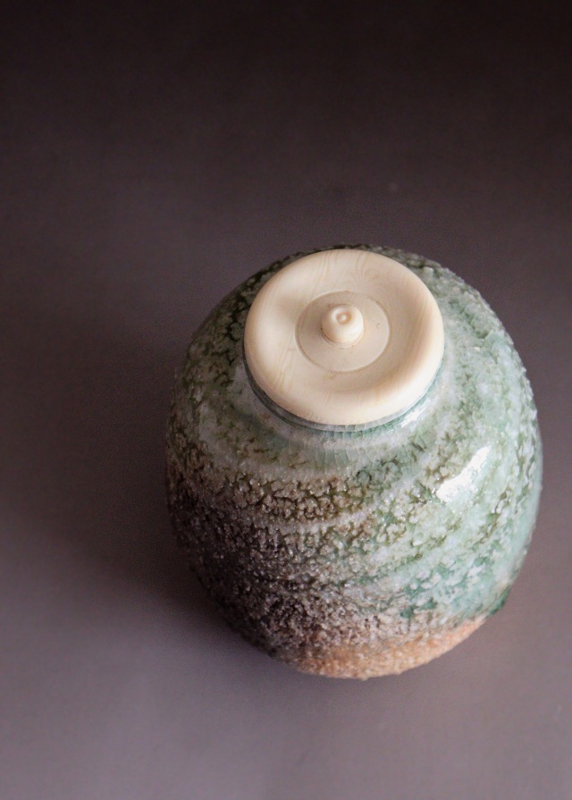 新歓嗣作 伊賀茶入 茶道具 茶器 Antique Sam's Collection