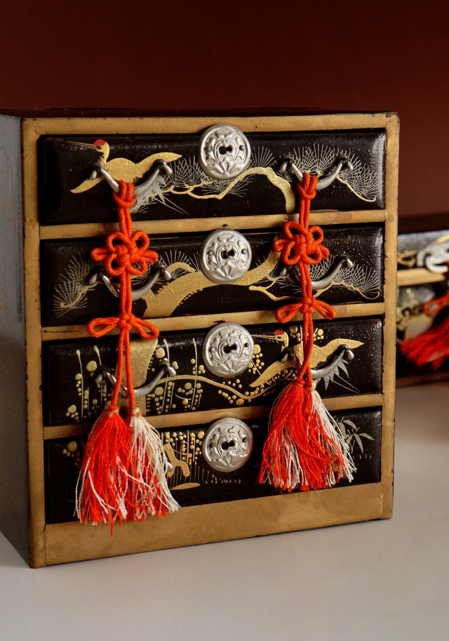 小さな蒔絵重 蒔絵道具 お重 重ね箱 雛人形道具 道具