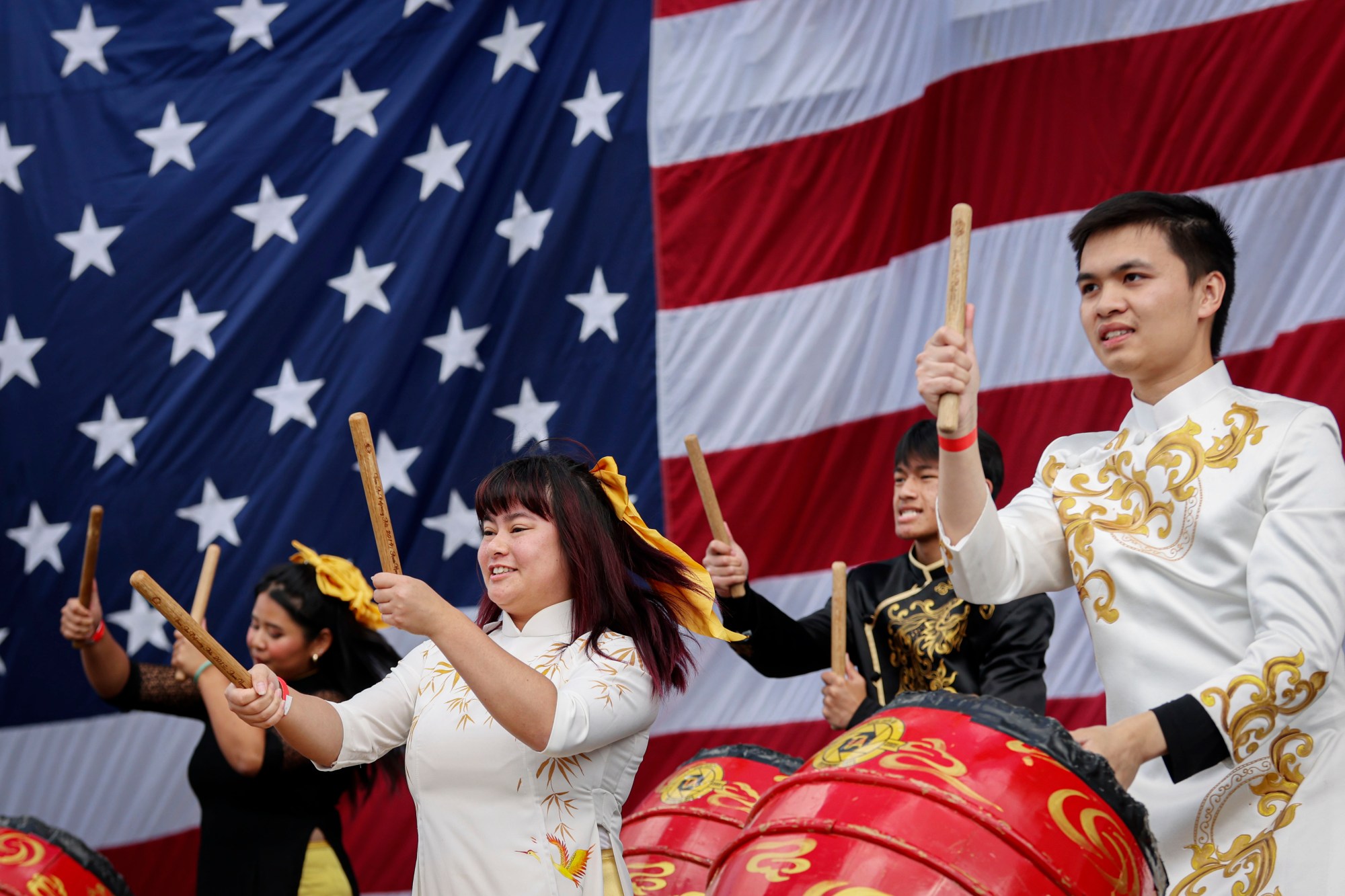 Thousands visit USS Midway Sunday to commemorate heroic Vietnam