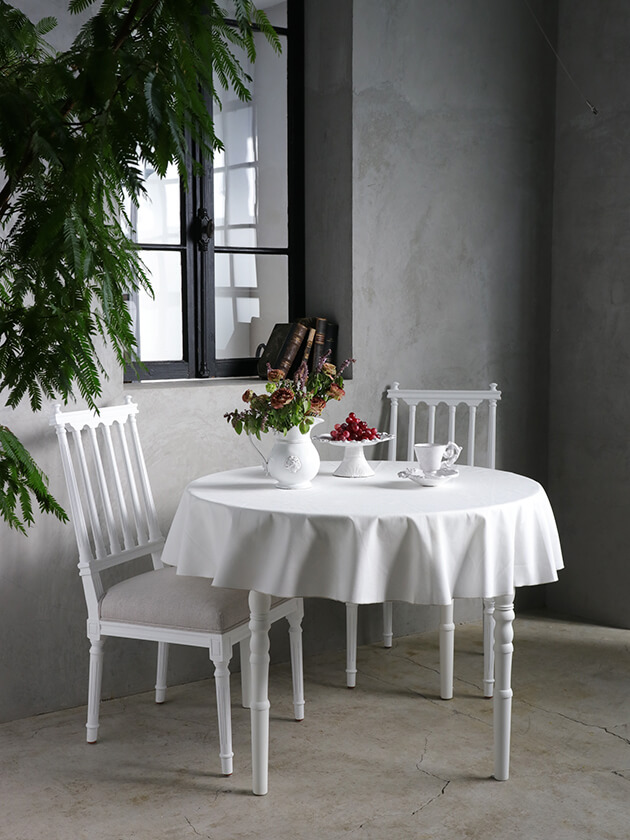 Sarah Grace撥水テーブルクロスモノグラムホワイト