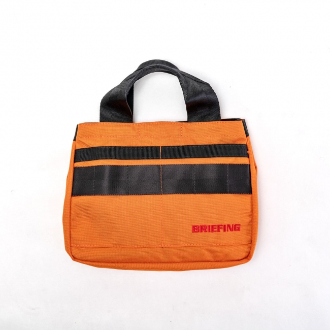 キャディバッグやグッズも！オレンジ色のブリーフィング限定アイテムが