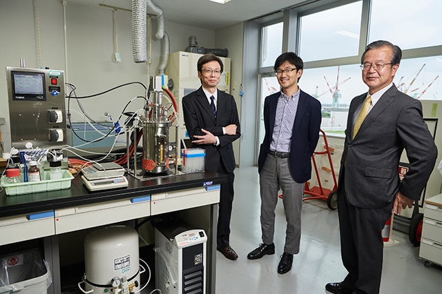 微生物の力でつくる“バイオ”タイヤ 石油に頼らない未来を目指して