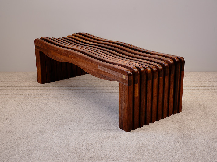 Vol.66 竣工記念家具 新製品「ベンチ」のご紹介 | 2019 | 連載企画