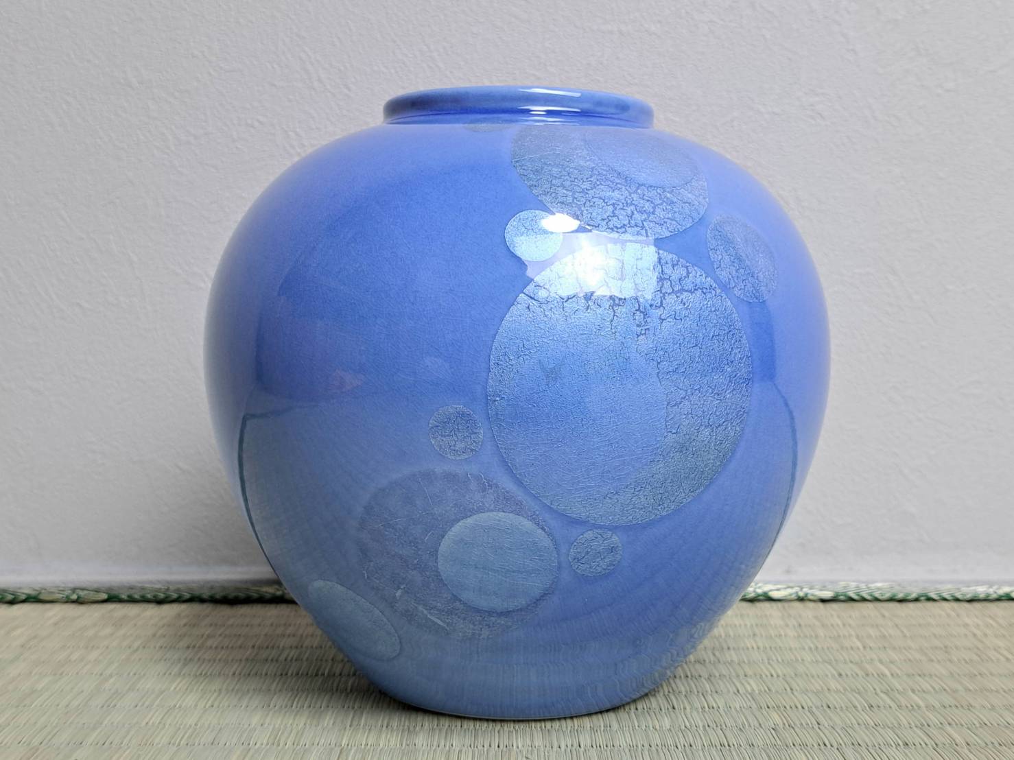 中田一於 九谷焼 釉裏銀彩 花瓶 | 新栄堂