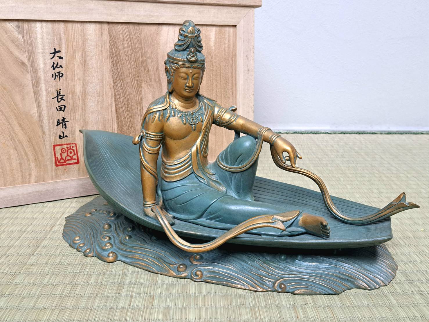 大仏師 長田晴山 ブロンズ｢一葉観音｣ | 新栄堂