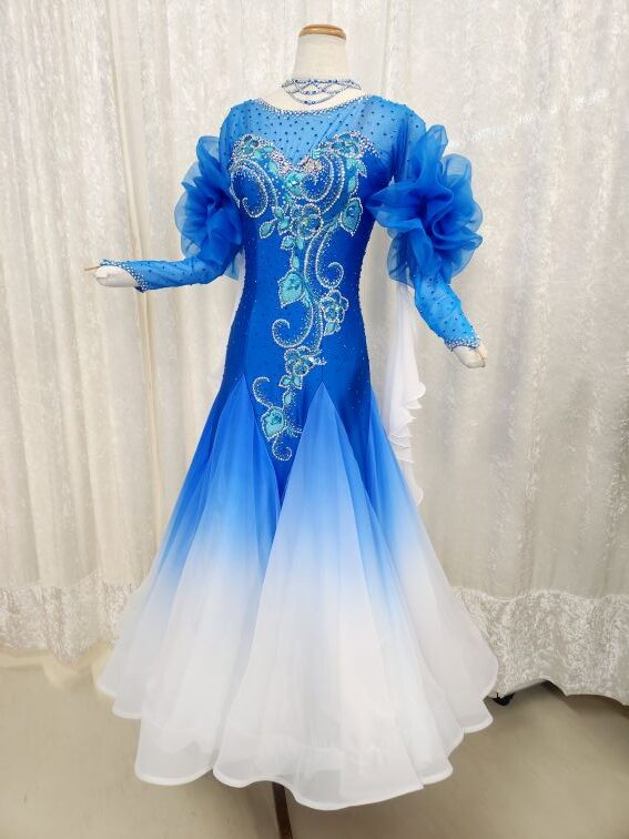 試着・レンタル・購入】ロイヤルブルーに白のグラデーション