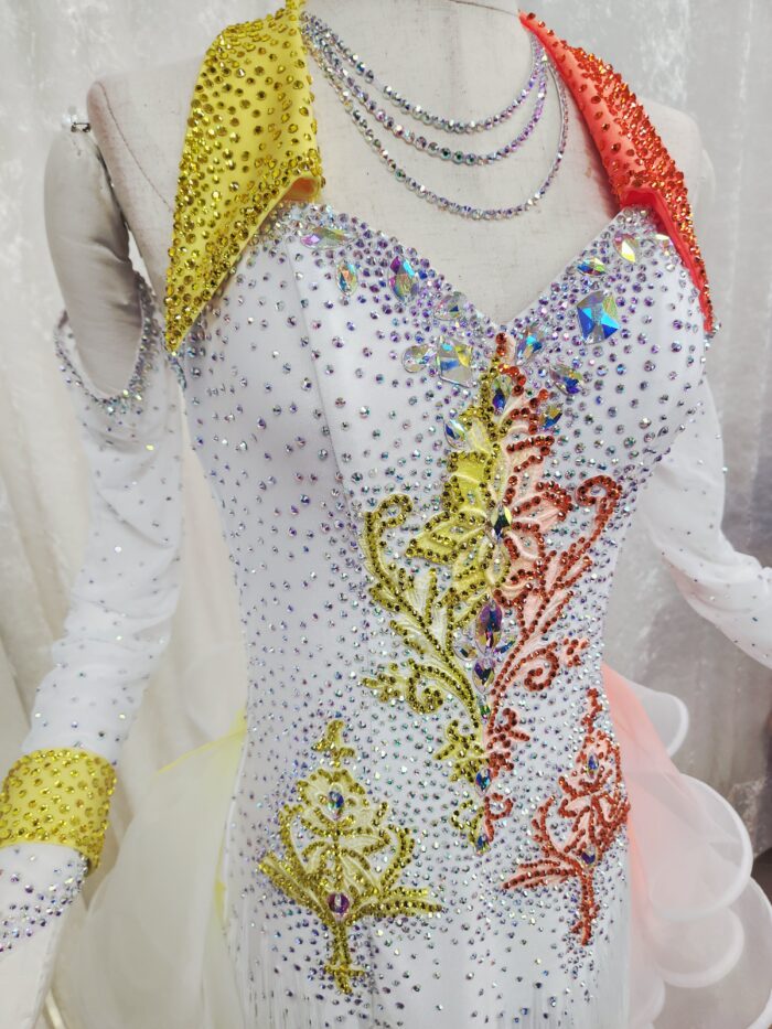 試着・レンタル・購入】社交ダンスドレス ホワイト Mサイズラテン