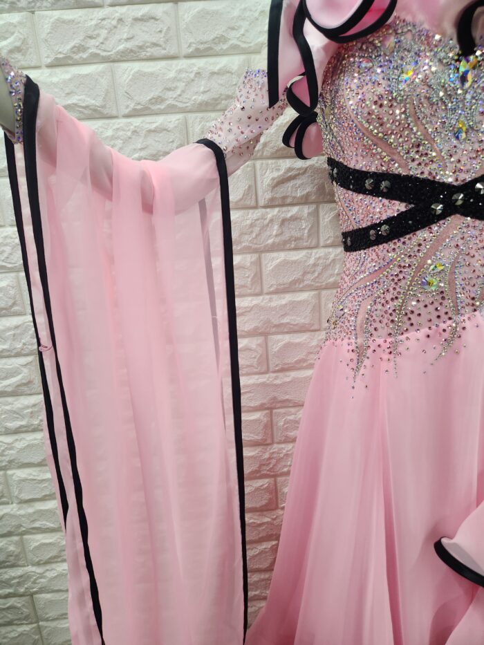 試着・レンタル・購入】社交ダンスドレス Mサイズ ベビーピンク