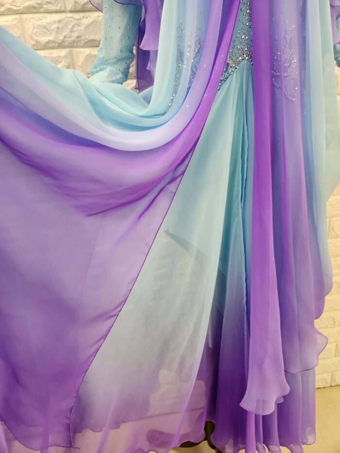 試着・レンタル・購入】社交ダンスドレス Mサイズ ブルー アメリカン