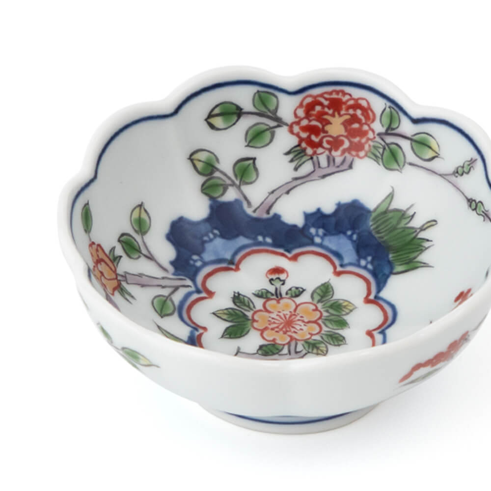 染錦草花文 猪口 ｜ 有田焼の源右衛門窯公式オンラインショップ