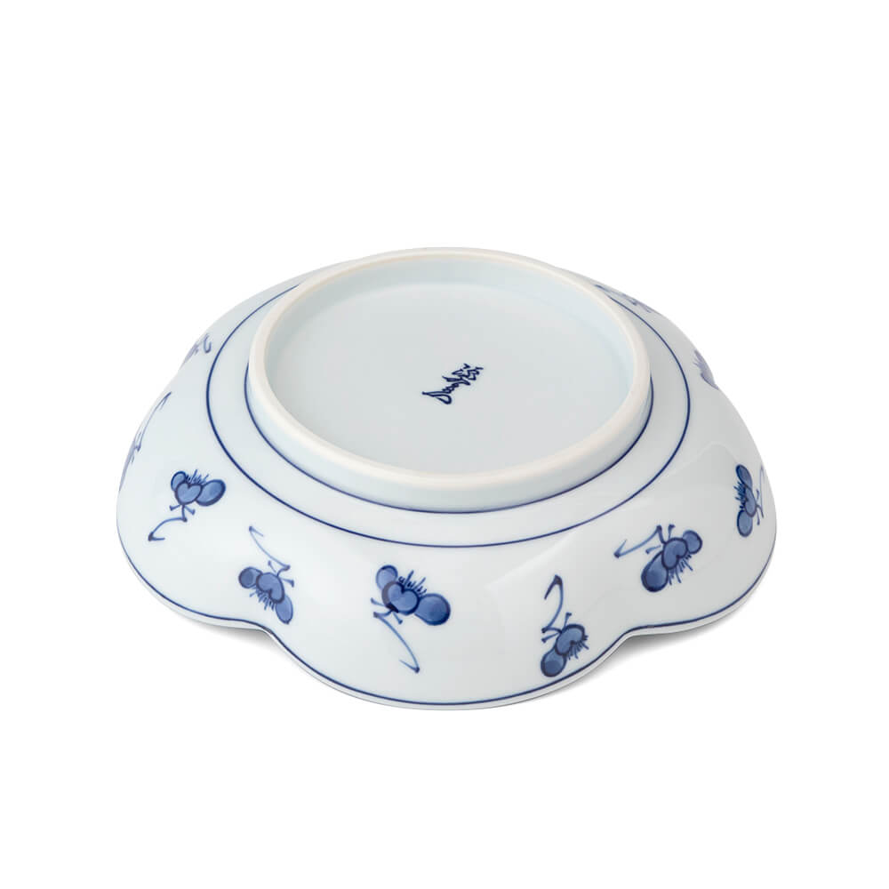 染付梅花 鉢（梅型） ｜ 有田焼の源右衛門窯公式オンラインショップ