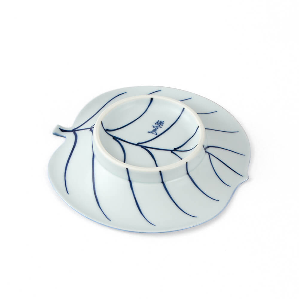 染付葉形 銘々皿 ｜ 有田焼の源右衛門窯公式オンラインショップ