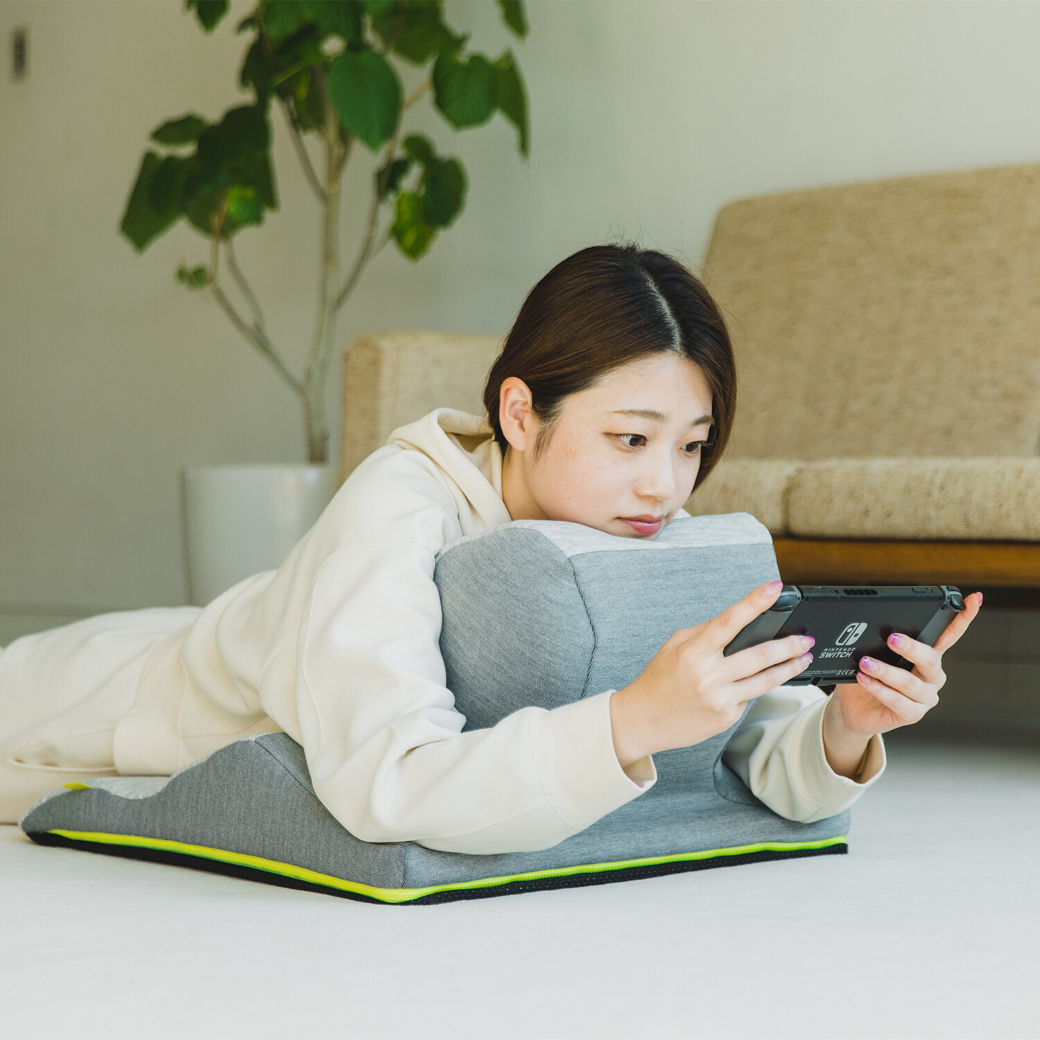 nishikawa 西川 リラックス時の 姿勢を支える くつろぎの