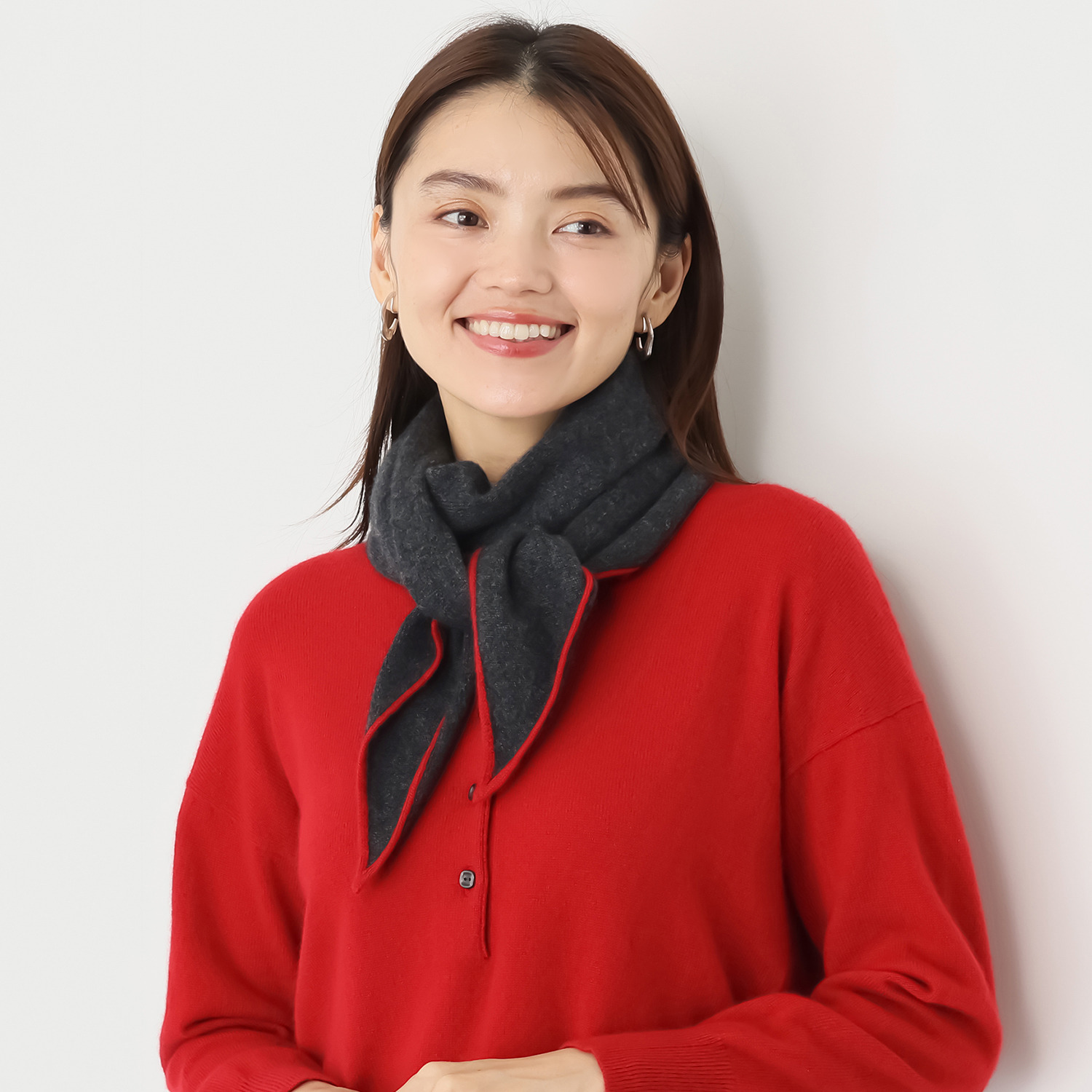 アズイズ ビーマイセルフ バイ ネイチャーズ モンゴルカシミヤ 配色