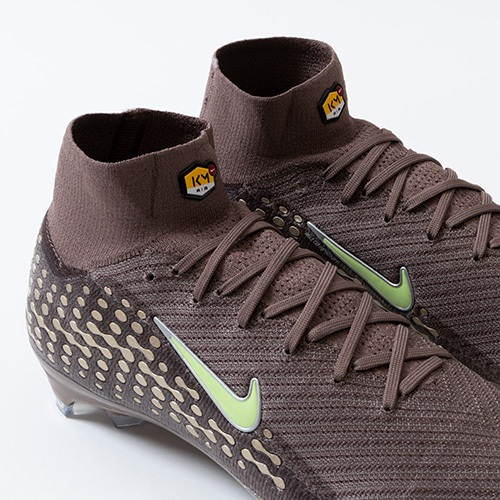 ズーム マーキュリアル スーパーフライ 10 エリート KM FG／サッカー