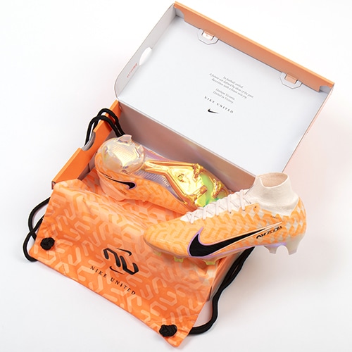 ズーム マーキュリアル スーパーフライ 9 エリート NU FG／サッカー