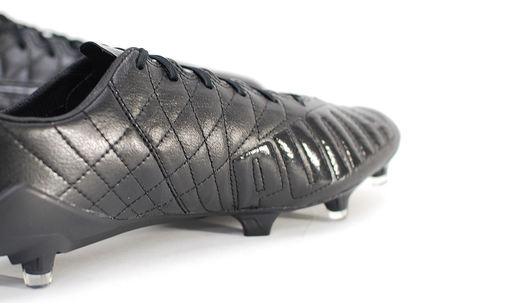 サッカーショップKAMO限定 “evoSPEED SL K（エヴォスピード SL K