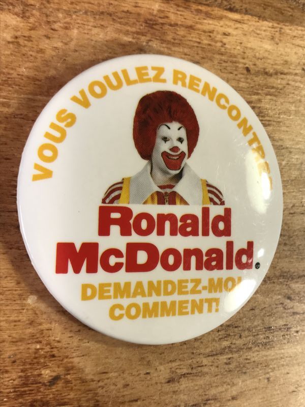 McDonald's Canada “Ronald McDonald” Pin Back マクドナルド