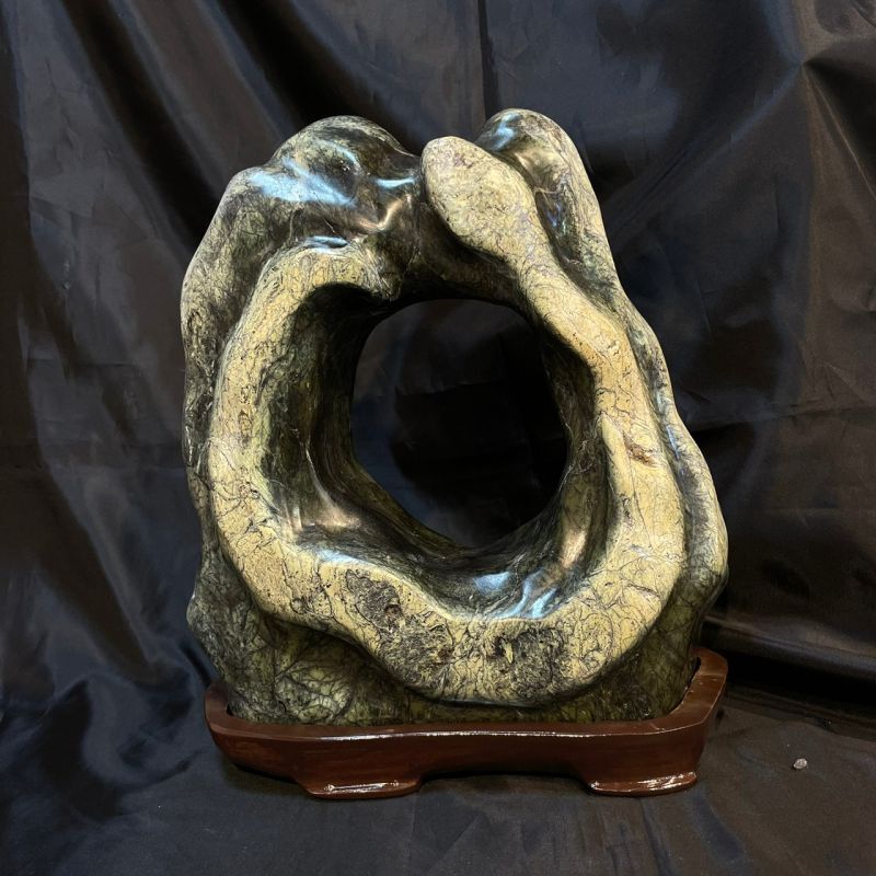 蛇石（へび石） ｜ パワーストーン・天然石・原石の専門店ワンハート