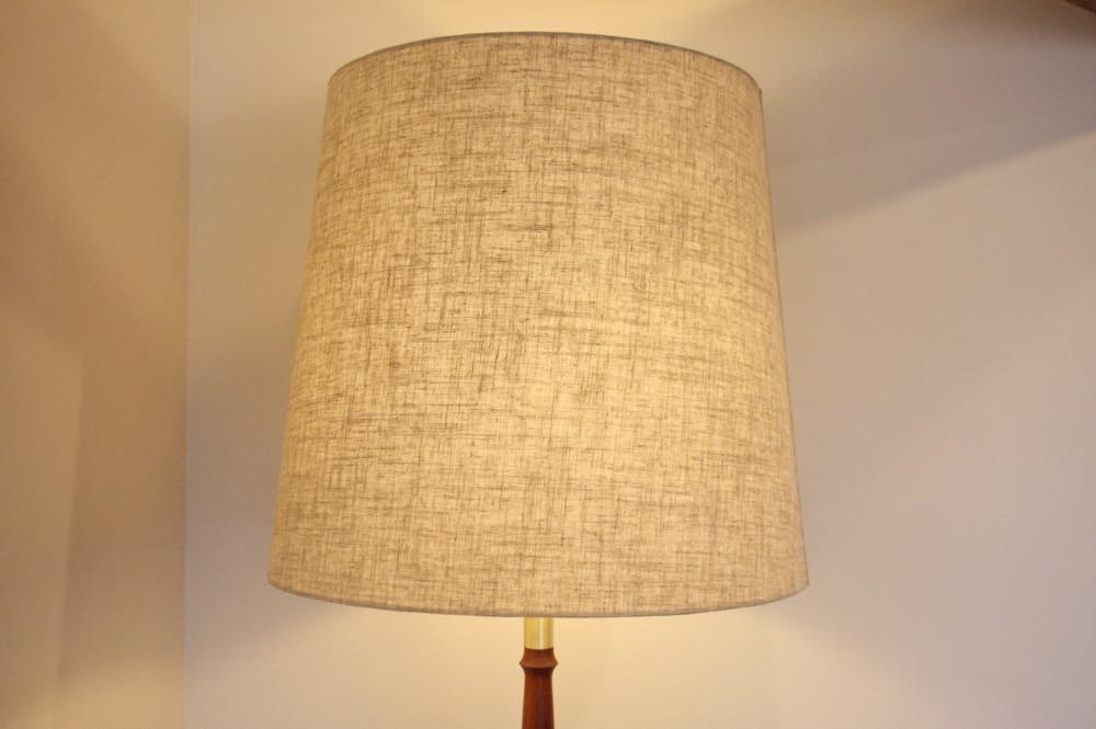 北欧ビンテージ デンマーク製 フロアスタンドライト チーク シェード