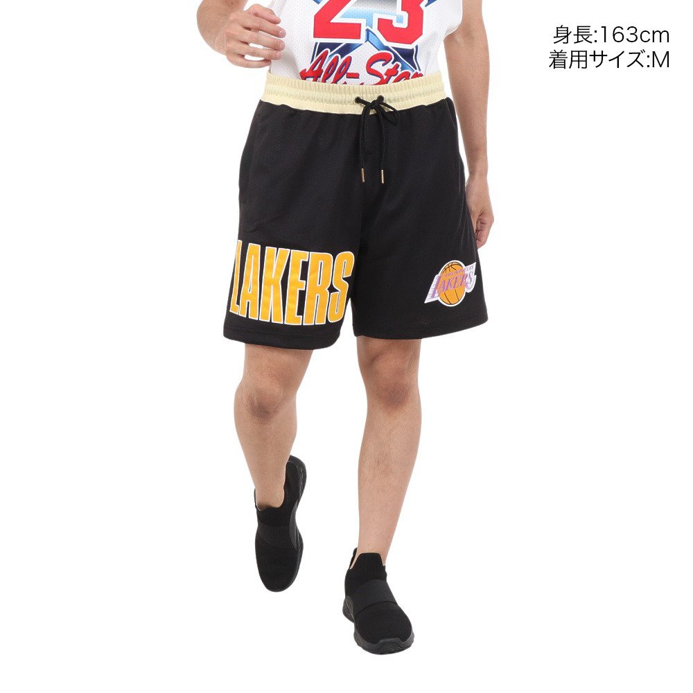 ミッチェルアンドネス（Mitchell&Ness）（メンズ）ハーフパンツ NBA