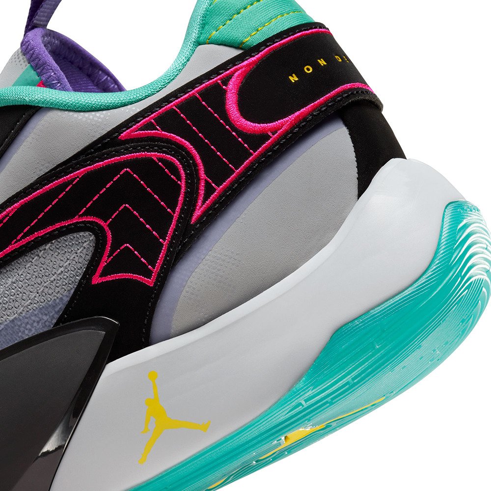 ジョーダン（JORDAN）（メンズ）バスケットシューズ バッシュ 大きい