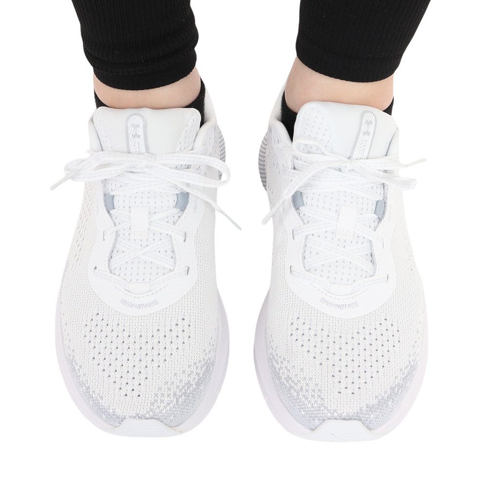 アンダーアーマー（UNDER ARMOUR）（レディース）ランニングシューズ