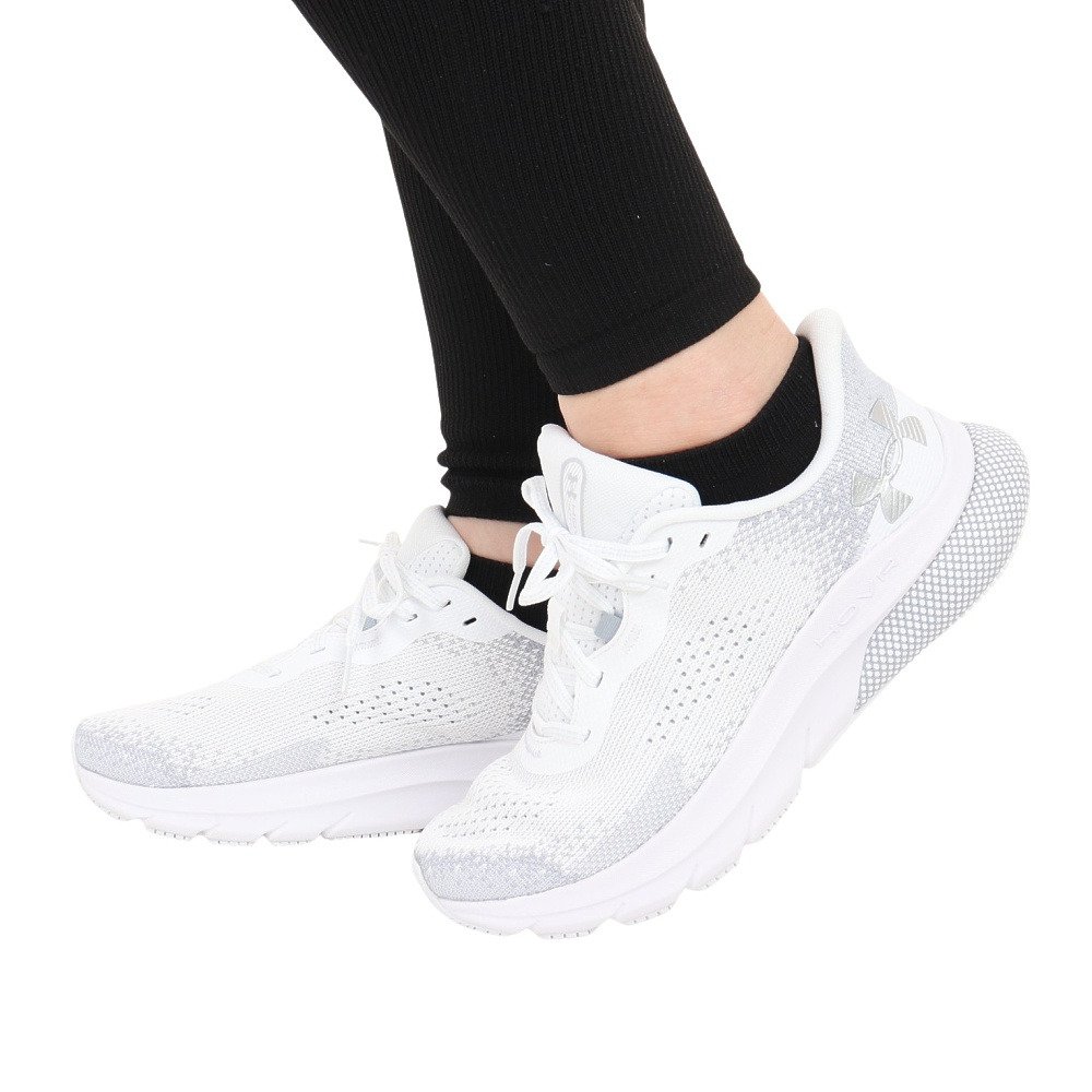 アンダーアーマー（UNDER ARMOUR）（レディース）ランニングシューズ